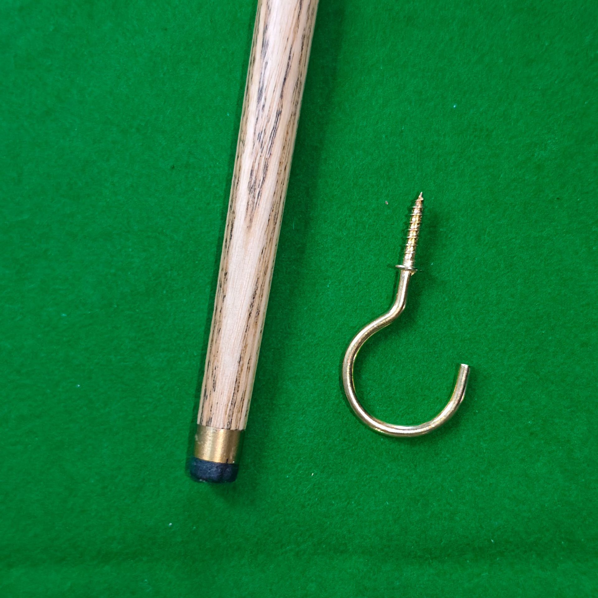Screw hook