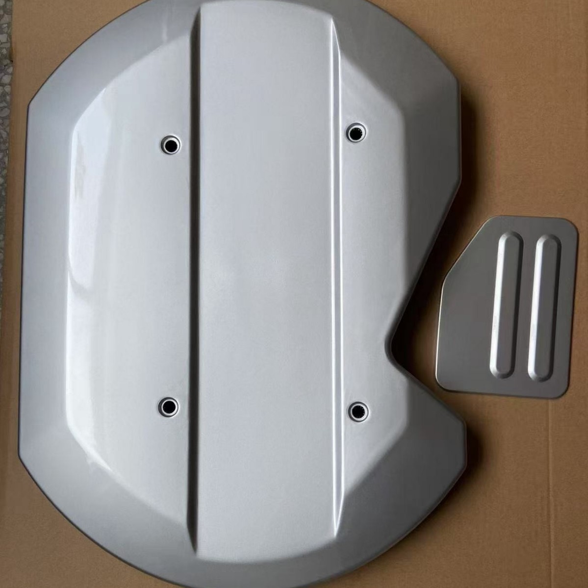 Suitable for 2019-2026 Suzuki Jimny JB64/JB74 models: tailgate spare tire cover/spare tire housing