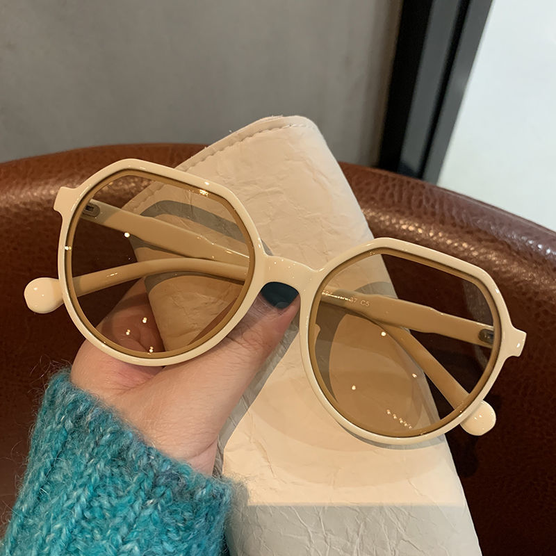 Tan Sunglasses new pattern white Korean Edition Retro Sunglasses Little face ins Wind generation