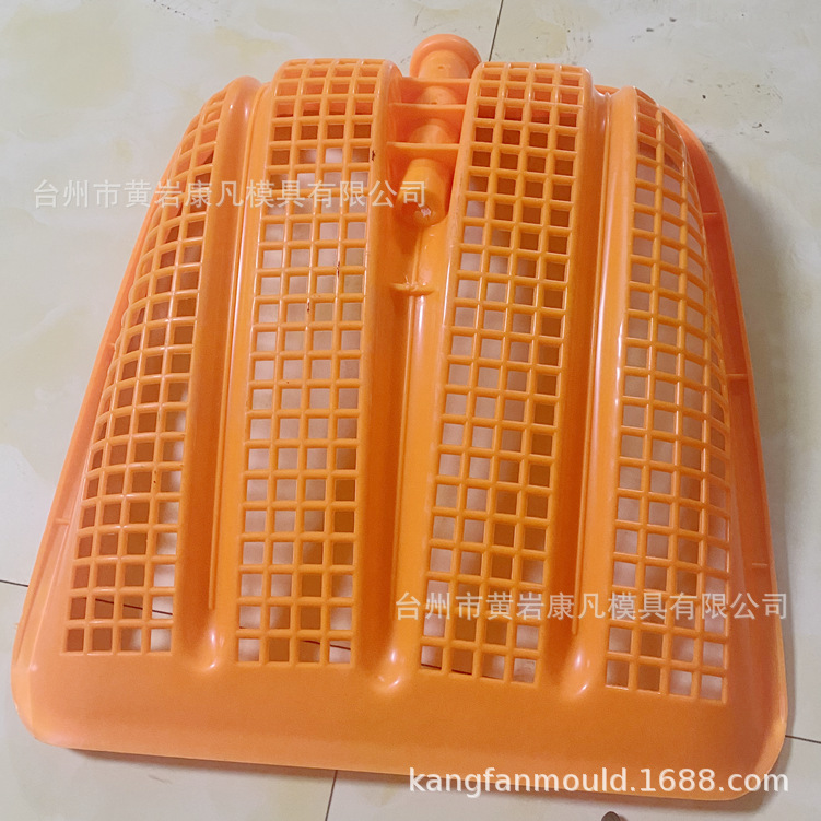台州黄岩模具厂家 撮箕模具，洋铲模具，簸箕模具制造