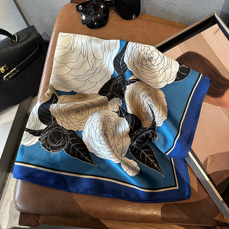 Bufandas de seda para mujeres 2025 primavera y otoño moda versátil temperamento minimalista 65cm bufandas de seda simuladas bufandas delgadas bufandas