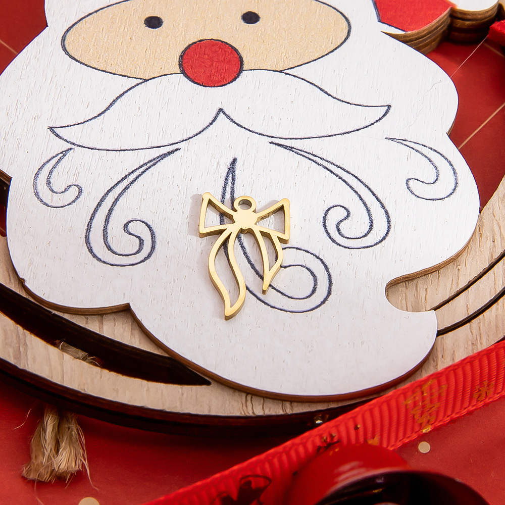 Wholesale Jewelry Cute Santa Claus Christmas Socks 304 Stainless Steel display picture 8