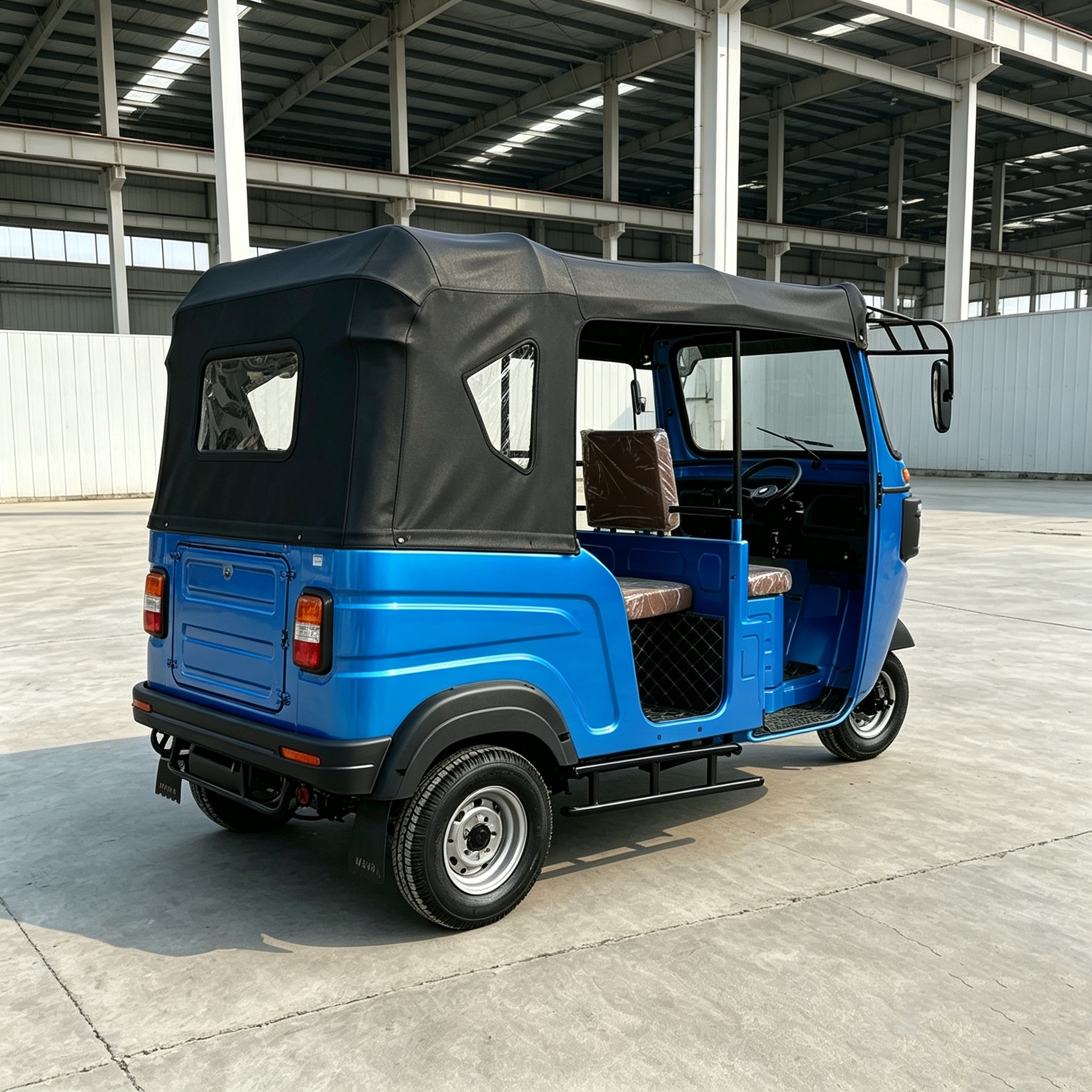 Blue sunshade fuel-powered passenger tricycle for home use, passenger transportation, scenic area operations, and passenger-hauling
