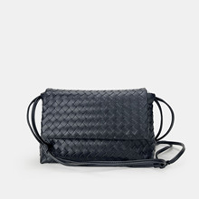 �¿�ֹ���������ƤŮ�μ�б������|���wС�����͹ŷ���Ҹ�°�