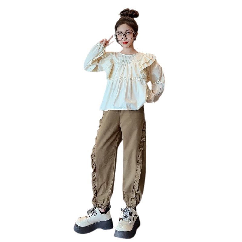 Traje de niña otoño 2024 nuevo estilo estilo estilo occidental niña mediana niño de mediana edad manga larga primavera y otoño encaje casual traje de dos piezas