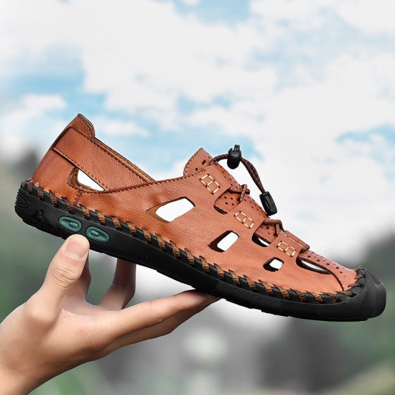 Middle-Aged Summer Genuine Leather Sandals for Men, Outdoor Workwear, Dad Casual Clogs, Non-Slip Large Size Toe-Toe Beach Shoes