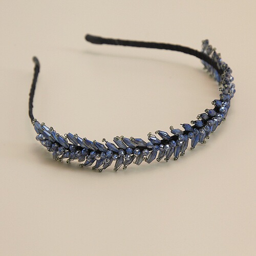 Handmade crystal headband for women, exquisite gradient beaded feather headband, light luxury Korean high-end pressed bridal hair accessory