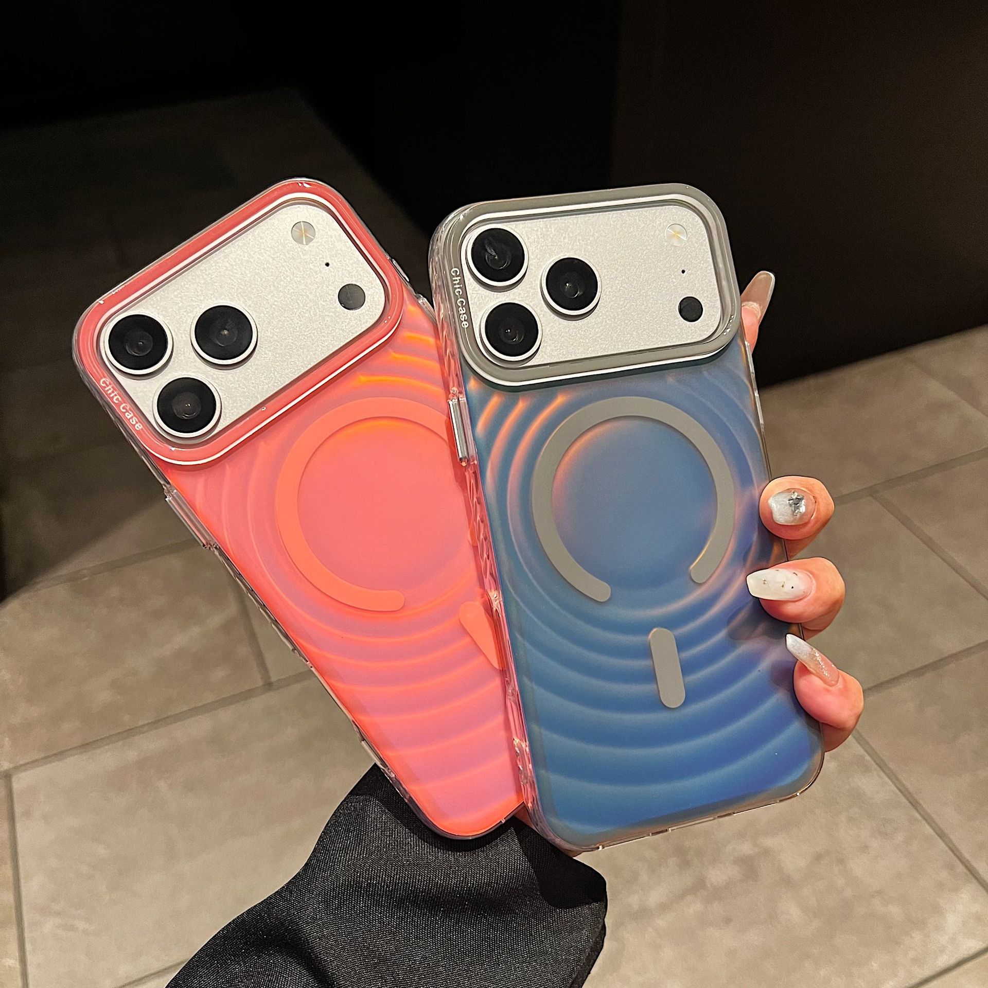 Funda Magnética Ondulada para iPhone 15/16/17 de PC Anti-caídas image 5