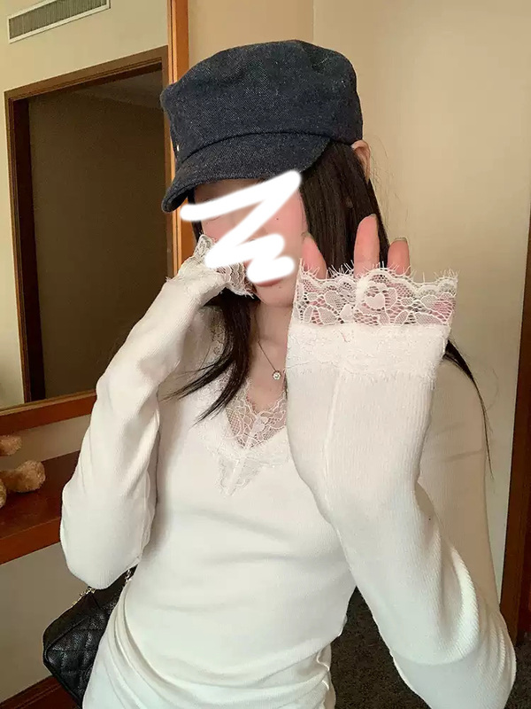 白色纯欲蕾丝花边长袖磨毛打底衫女春秋冬正肩修身v领内搭上衣t恤|undefined