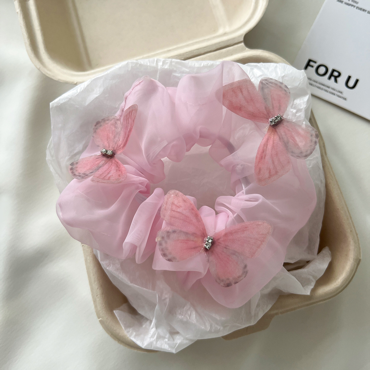 粉色网纱蝴蝶.jpg