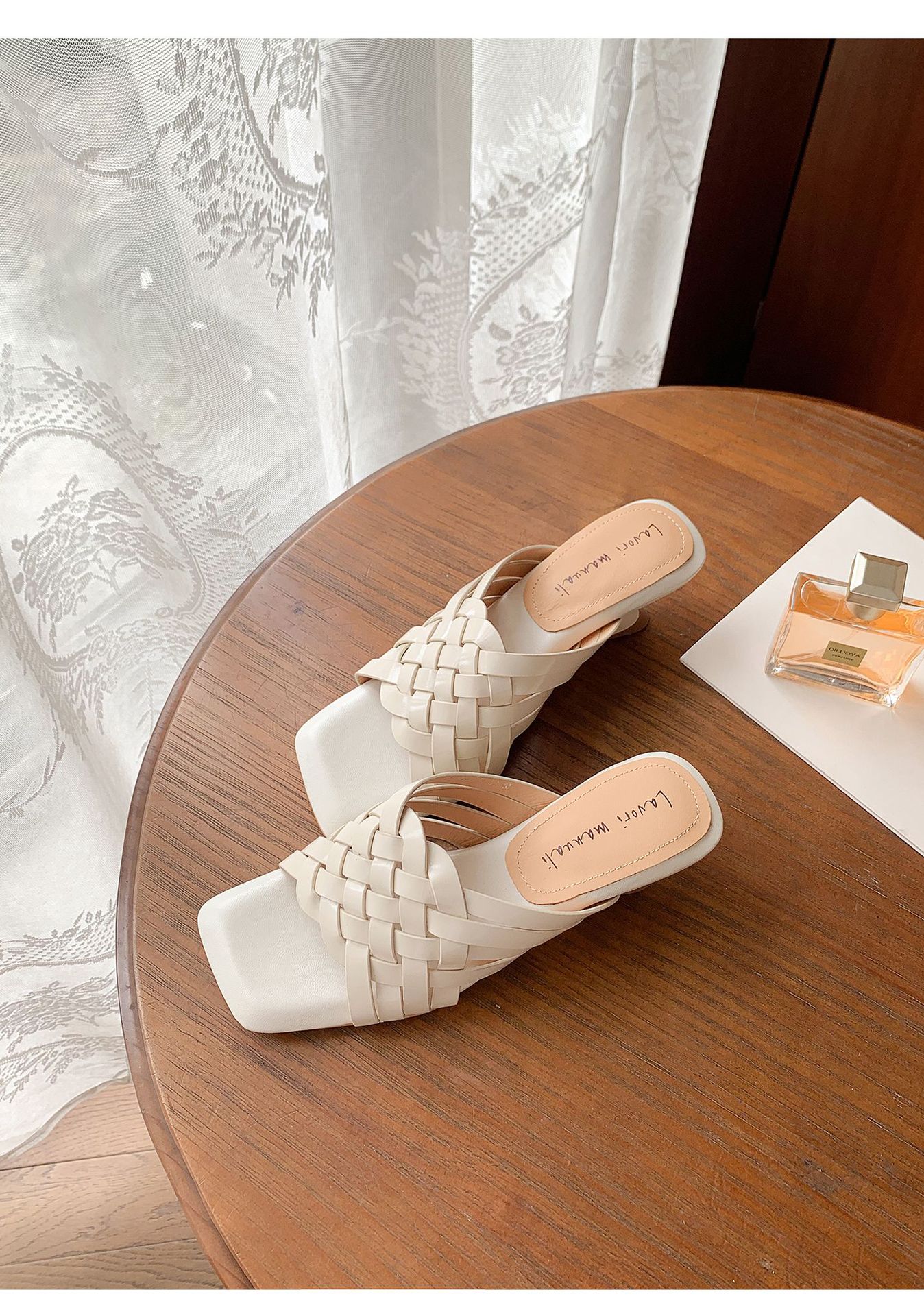 Sandal cao gót nữ mũi vuông đan chéo, gót xuồng 9 cm — Trần truồng hồng, màu đen, màu trắng ngà, bạc chi tiết 22
