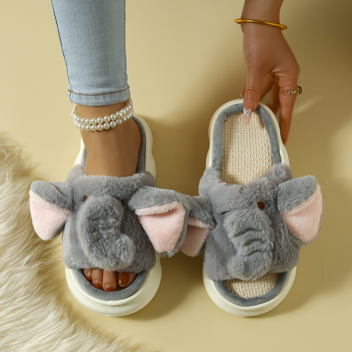 Pantuflas de Peluche de Elefante al por Mayor para Otoño e Invierno, Uso Interior, Pantuflas de Algodón para el Hogar, Pantuflas de Peluche con Forma de Vaca que Aumentan la Estatura.