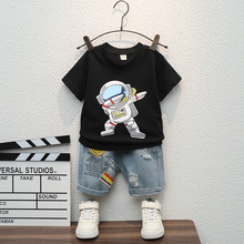 男童短袖套裝22夏款太空人圓領T恤牛仔褲兩件套外貿1-5歲寶寶服裝