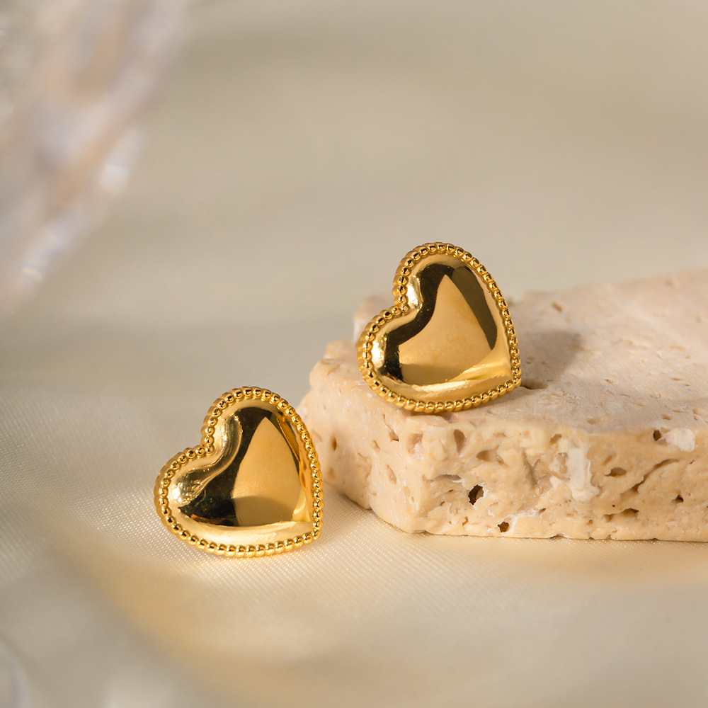 Europa y América Internet celebridad moda popular pendientes 18K chapado en oro de acero inoxidable con incrustaciones pendientes encantadores pendientes de diseño al por mayor image 4