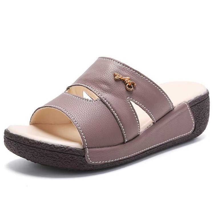 Nuevas zapatillas de verano para mujeres 06 nuevo cuero suave de fondo grueso aumento de altura de fondo suave madre boca de pez zapatillas image 6