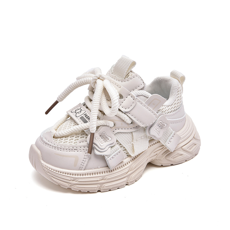 Zapatos deportivos para niños primavera nuevos zapatos de papá niñas respirables zapatos para bebés malos zapatos blancos universales zapatos simples en stock