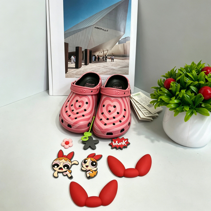 Powerpuff Girls Collaboration Clogs for Women, Non-Slip Sole Sports Sandals, Closed-Toe Slippers, Celebrity Favorite Style Powerpuff Girls Collaboration Clogs for Women, Non-Slip Sole Sports Sandals, Closed-Toe Slippers, Celebrity Favorite Style