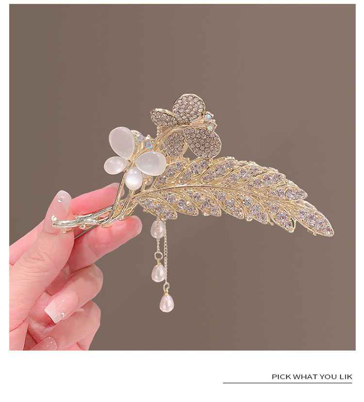 Women's IG Style Sweet Butterfly Grain Alloy Plating Inlay Rhinestones Pearl Hair Claws display picture 6