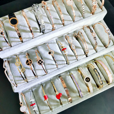 韩版新款不锈钢卡家牌子钛钢手镯女贝母时尚手饰货源批发|ru