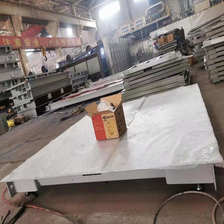 小型1吨出口式电子地磅木箱包装电子平台秤2T3t加厚款英文版磅秤