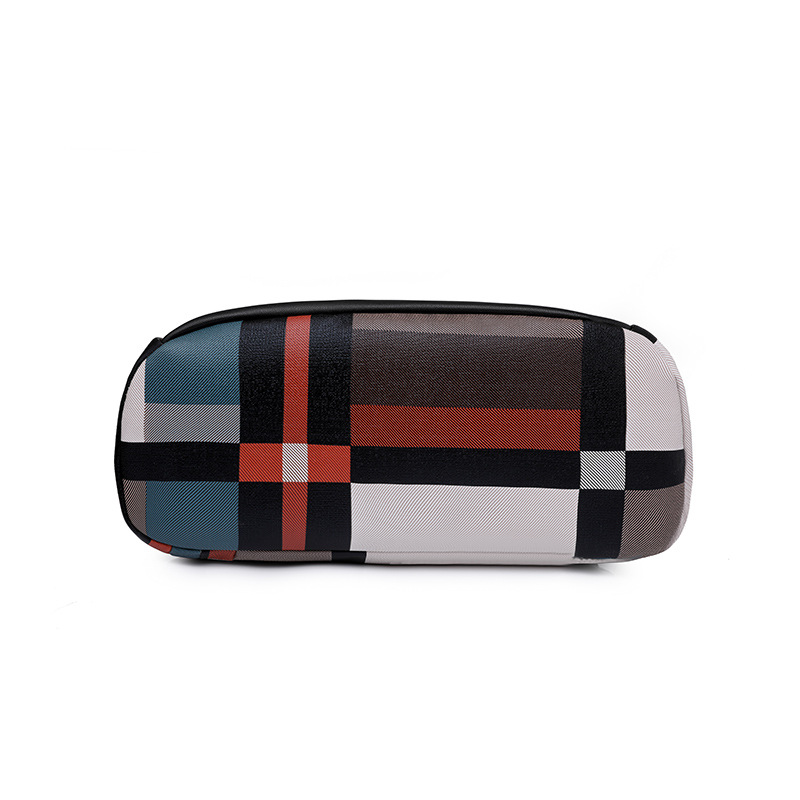 Mochila antirrobo para mujer 2023 nuevo estilo cuero suave moda contraste color multifuncional al aire libre mochila de viaje ligera al por mayor