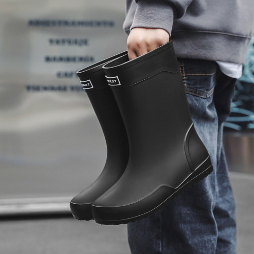 Cross-border fashion rain boots for men, mid-calf outer wear, European and American style waterproof shoes, non-slip kitchen rubber shoes, outdoor fishing shoes for men