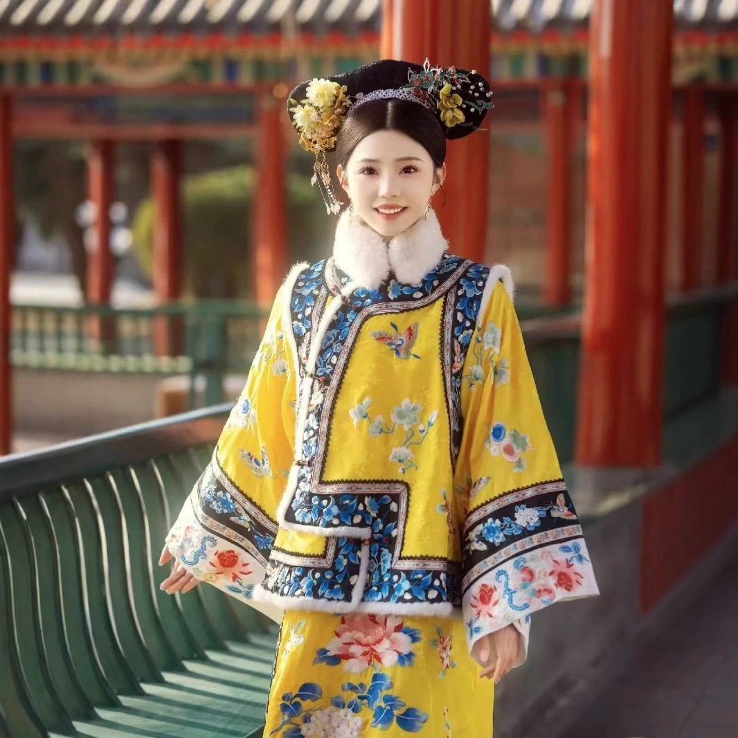 Женский жилет династии Цин Хань зимой плюшевый желтый дикий новый китайский стиль бабушки Jinshang плечевой жилет тепло