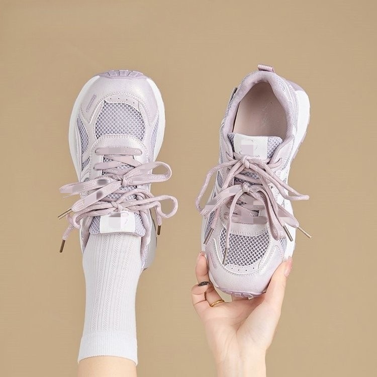 Zapatos de entrenamiento transpirables coreanos de estilo de escuela de primavera y verano de 2026 nuevos zapatos deportivos cómodos con suela gruesa