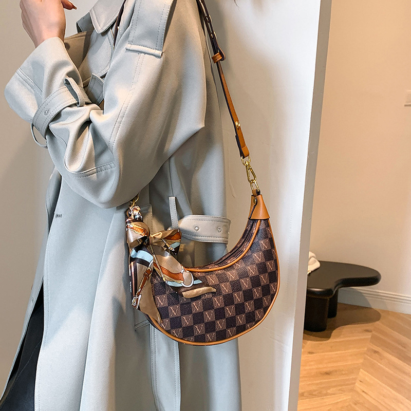 Women's 2024 new high-end printed crossbody popular cowhorn single shoulder underarm bag trend_voghion.com