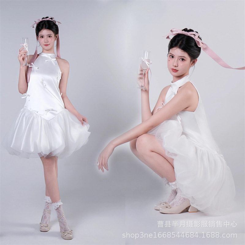 Photo Studio Heartbroken Personal Wedding Theme Engagement Dressing Gown Girly Sweet Halterneck Dress Art Photo Photography Clothing Photo Studio Heartbroken Personal Wedding Theme Engagement Dressing Gown Girly Sweet Halterneck Dress Art Photo Photography Clothing