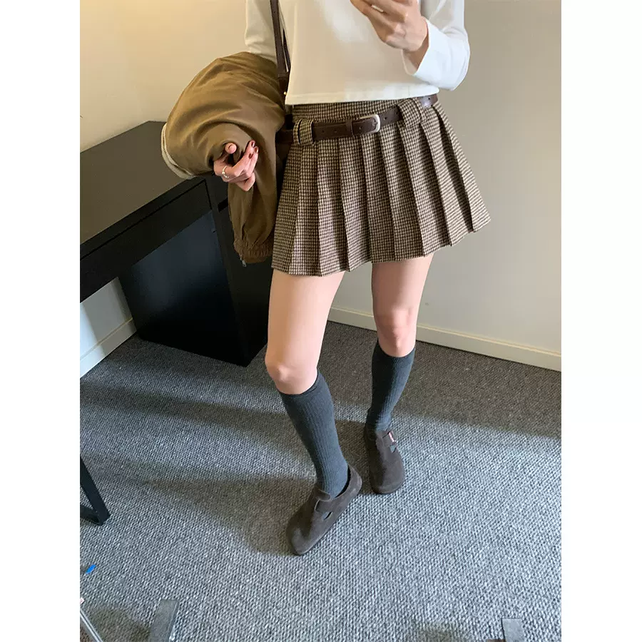 黄峥 复古学院风磨毛格子百褶半身裙秋冬小个子高腰a字短裙541076