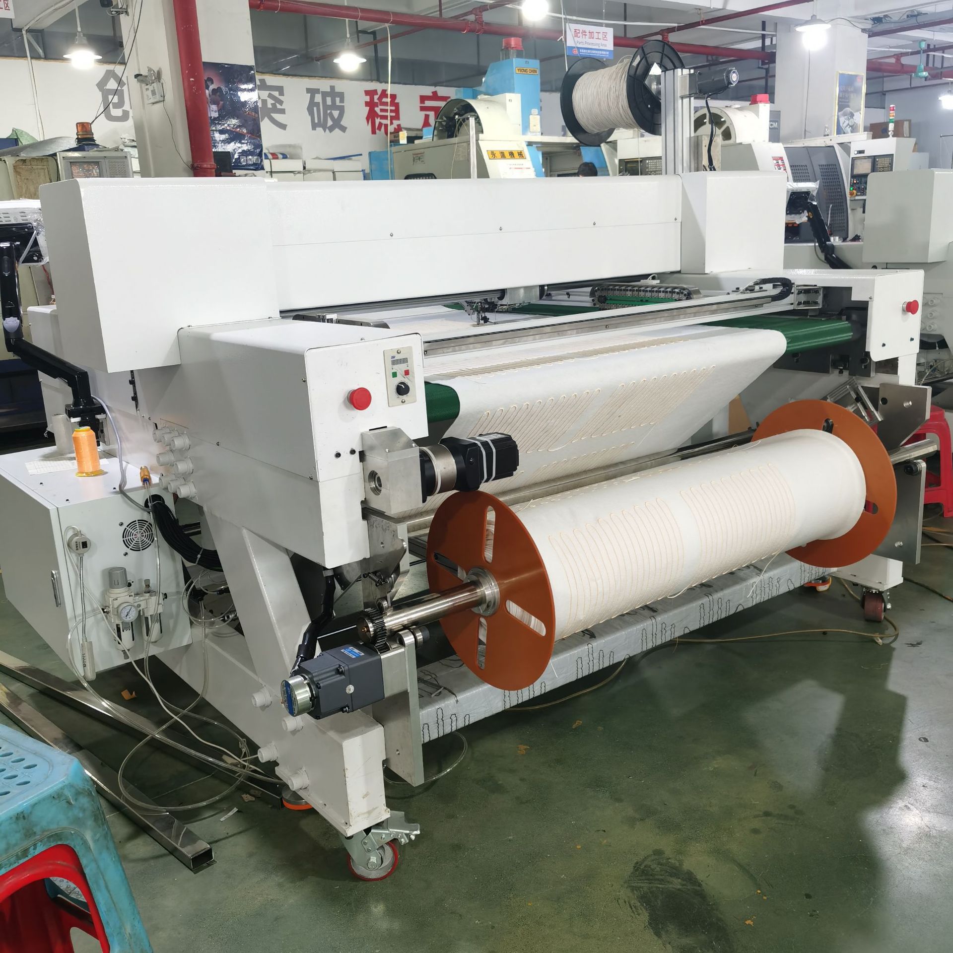 línea de herringe calor filamento calefacción hoja calefacción manta eléctrica chale calentamiento máquina automática de bordado de computadora