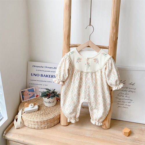Baby clothes, autumn clothes, one-year-old baby clothes, Korean style baby girl, pastoral style, small floral onesies, home clothes