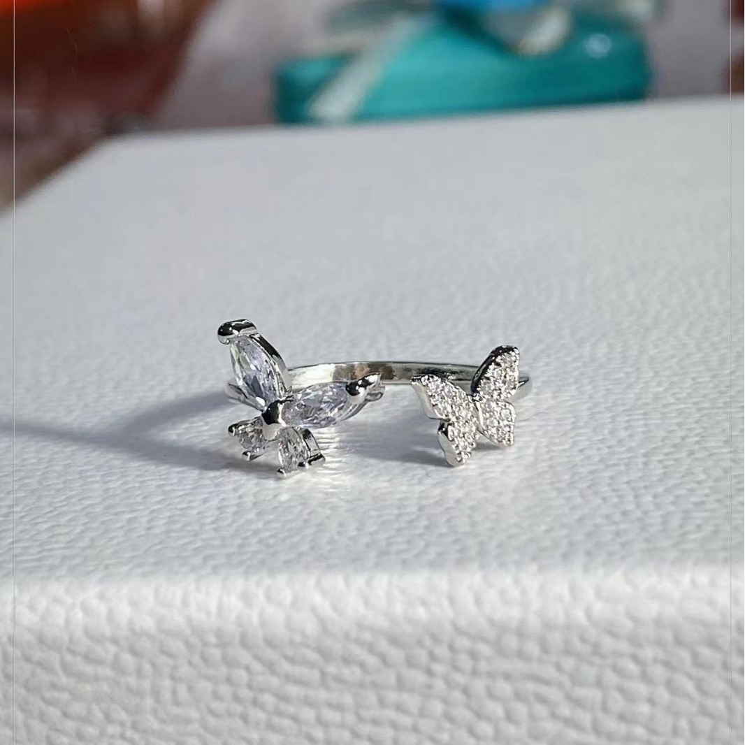 Anello a farfalla con zirconi per donna design unico elegante_voghion.com