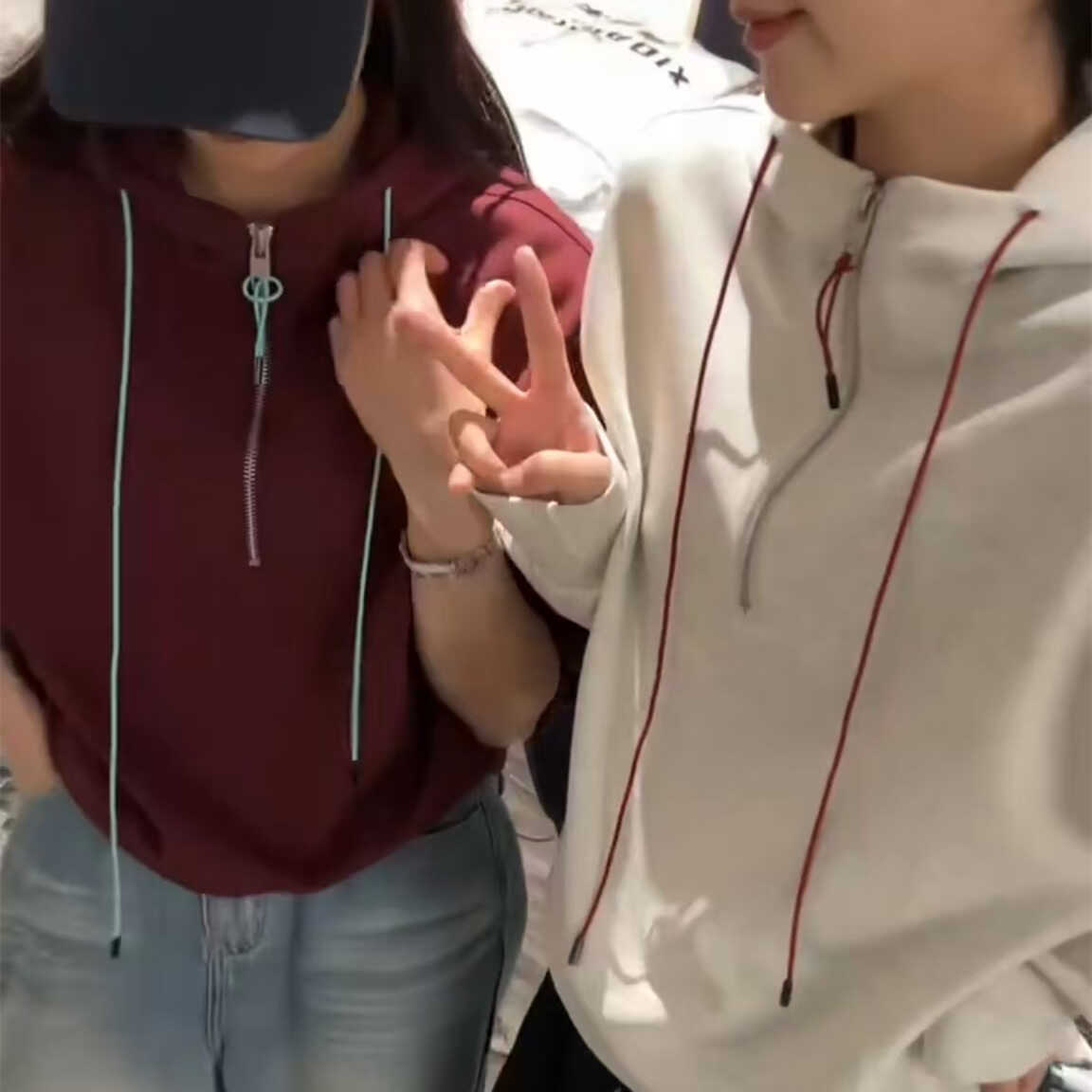 Sports hoody