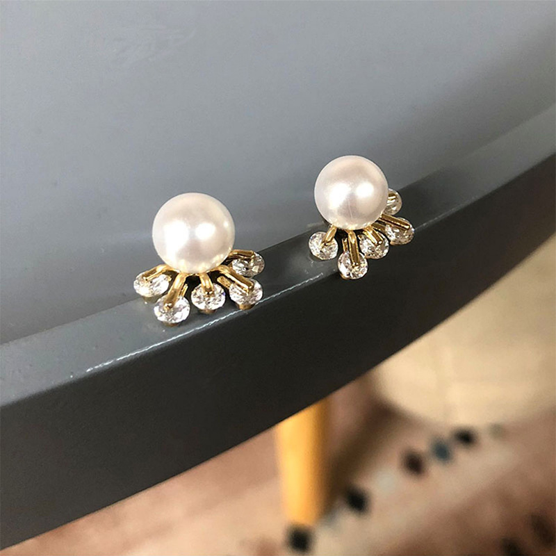 Korea Pearl Alloy Earrings Wholesale display picture 2