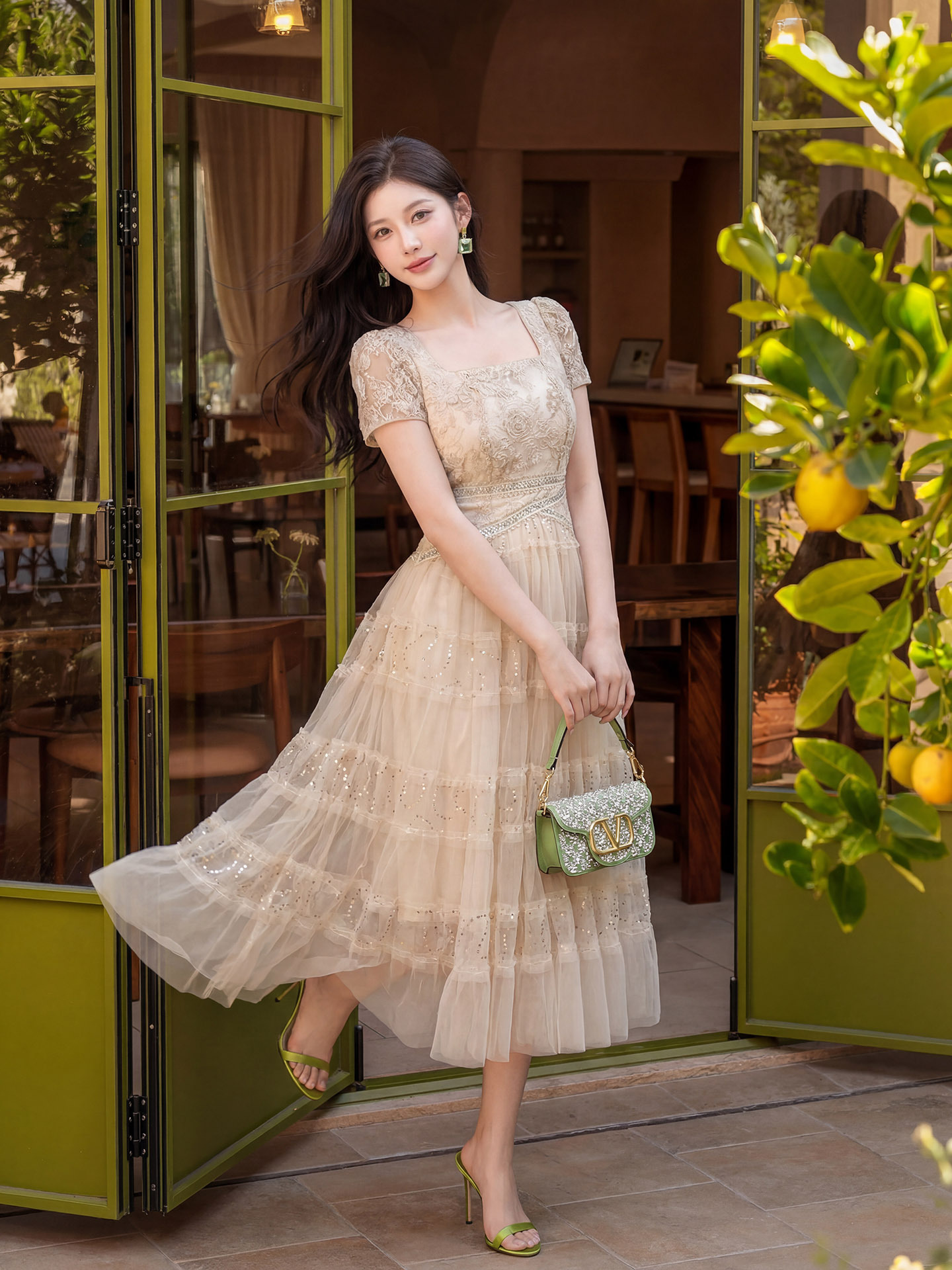 Đầm ren maxi tay ngắn cổ vuông, phối sequin lưới, xòe bồng tầng, phong cách tiên nữ mùa hè — Màu thịt