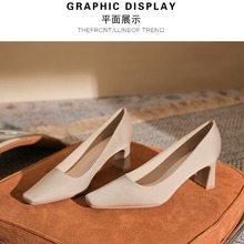 7605经典绸缎料方头粗跟高跟女式单鞋时尚婚鞋新娘鞋矮跟舒适女鞋