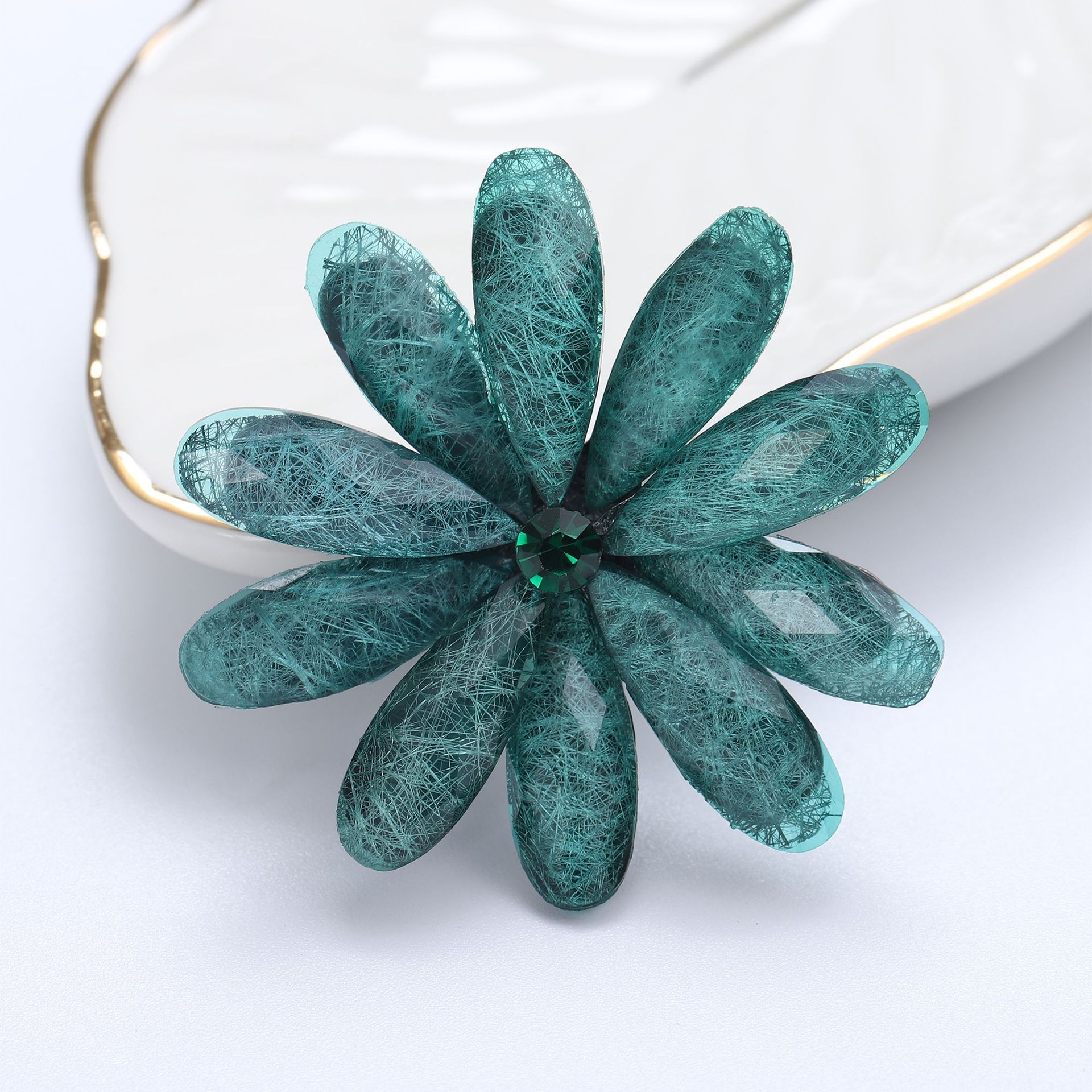 17g Weight Acrylic Inlay Material Brooches Classification Casual, Holiday, Banquet Occasion Alloy Material Flower Pattern All Seasons Season Women's Gender Inlay Design Simple Style Style Simple Style Pin Flower Alloy Inlay Acrylic Women's Brooches 14