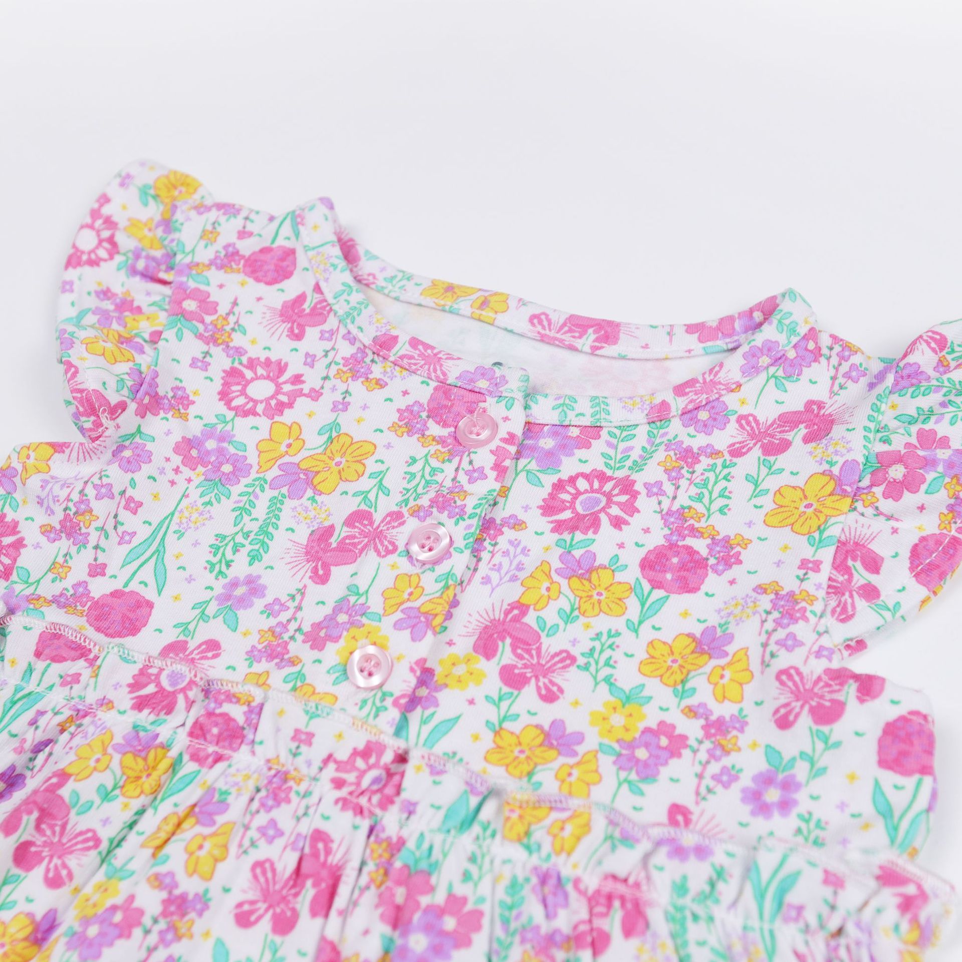 Summer clothing