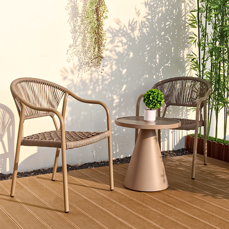 Mesa de centro redonda al aire libre nórdica mesa de negociación combinada patio balcón mesa de centro de ratán mesa de centro pequeña creativa muebles de hotel