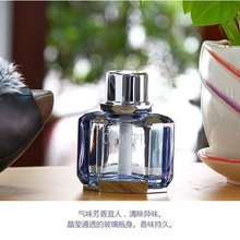 车博士新概念汽车香水座摆件汽车饰品车载香水时尚汽车创意香水座