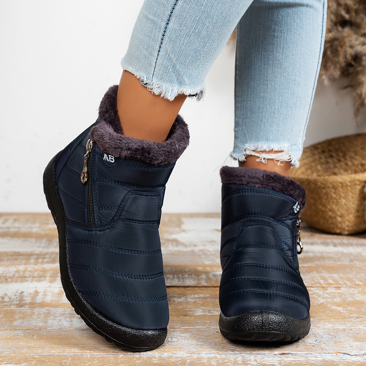 Large Size Warm Plus Velvet Cold-Proof Velvet High-Top Cotton Shoes Foreign Trade Cross-Border Waterproof Warm Snow Boots Flat Fashion Women's Boots