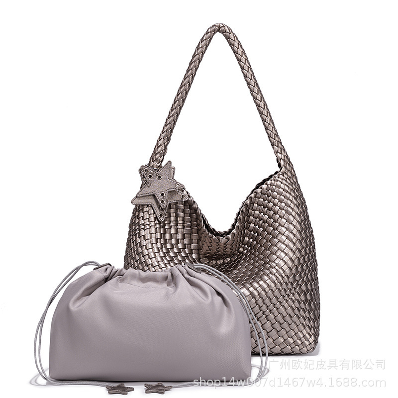 Woven Tote Bag Women's Large Capacity Fashionable Casual Bag Commuter Portable Shoulder Bag New All-match Wrist Bag