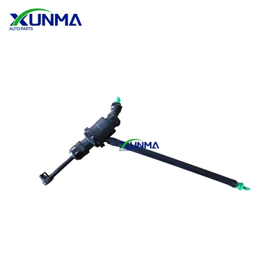 30610-Ed000 Nissan muftanın əsas silindri 30610-Ax005 30610Ed000 üçün uyğundur