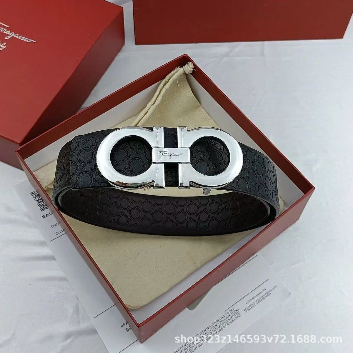 Horseshoe pattern silver buckle [hanging buckle-gift box] / 105cm