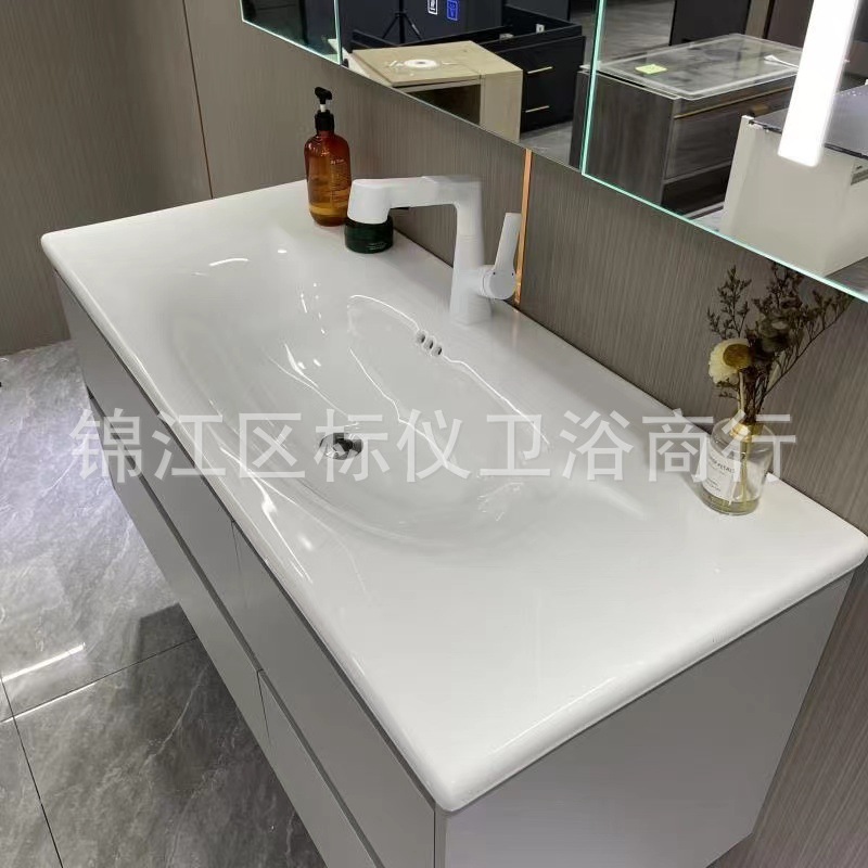 aed2b9ad63bce9d930a91b81aed05a