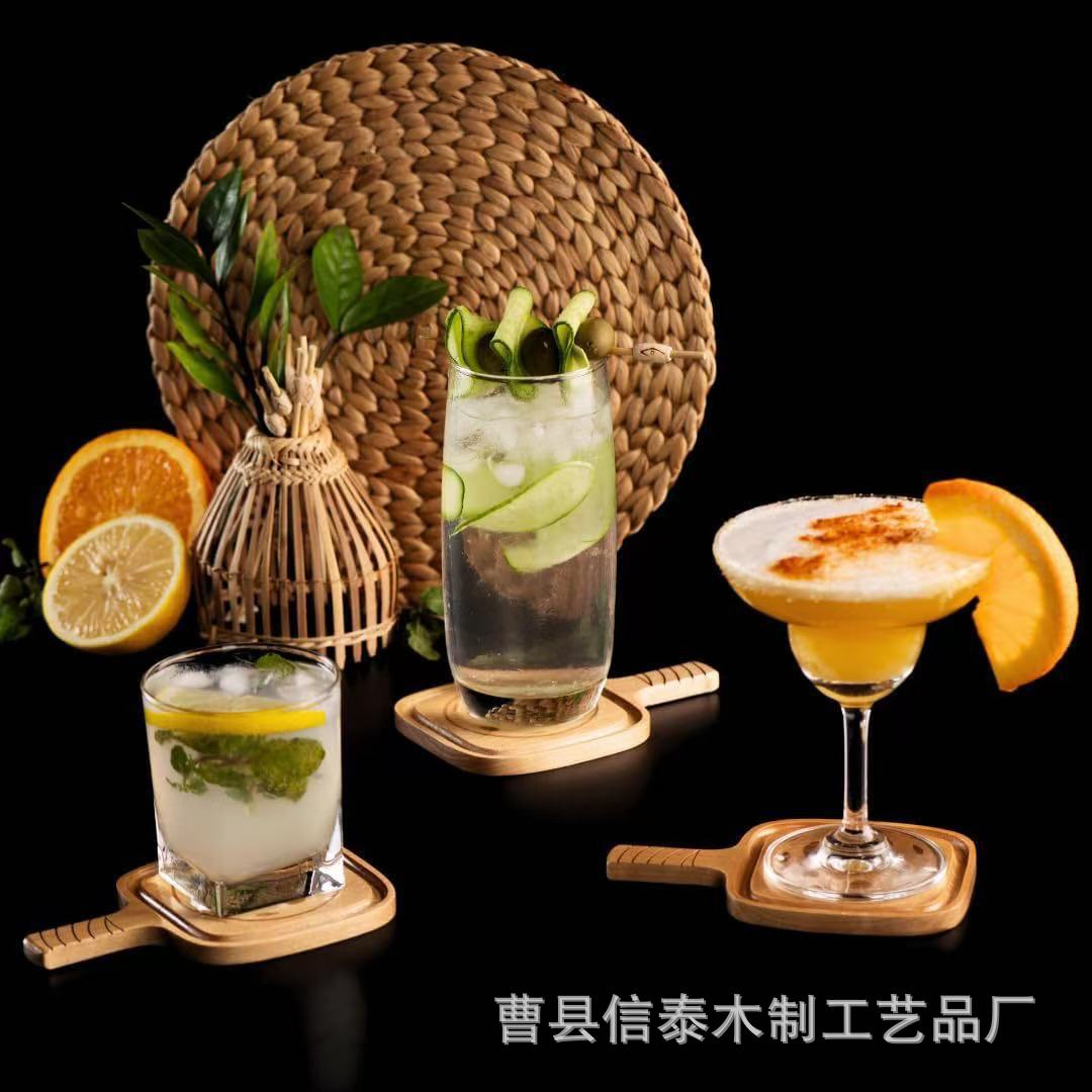 손잡이 라켓 모양의 커피 코스터 바 음료 맥주 컵 홀더 접시 단열 패드를 가진 창조적 인 단단한 나무 코스터