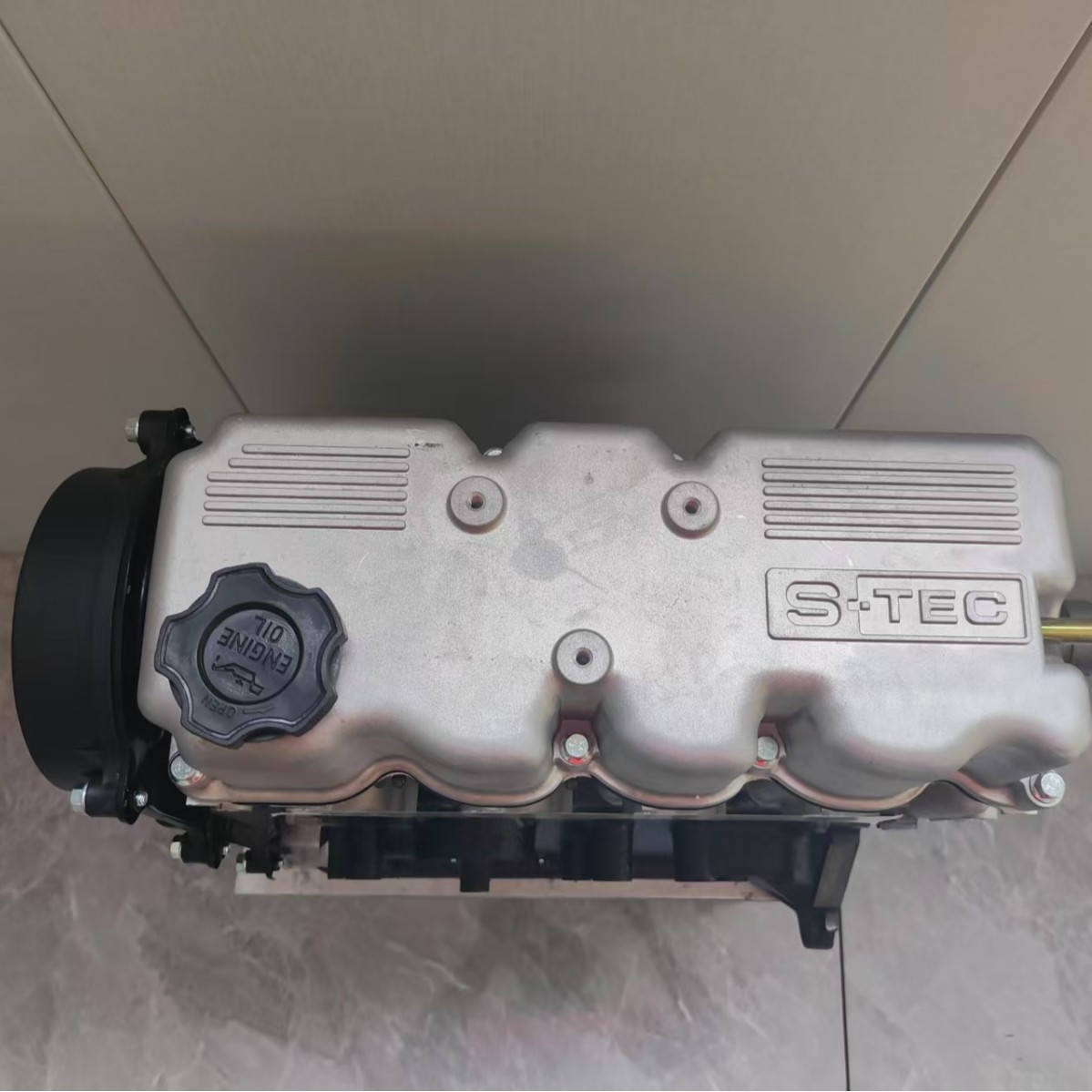 Suitable for Chevrolet Lucci 0.8 Three-Cylinder F8Cv Engine Daewoo Damas 1.0 1.2 Engine Assembly