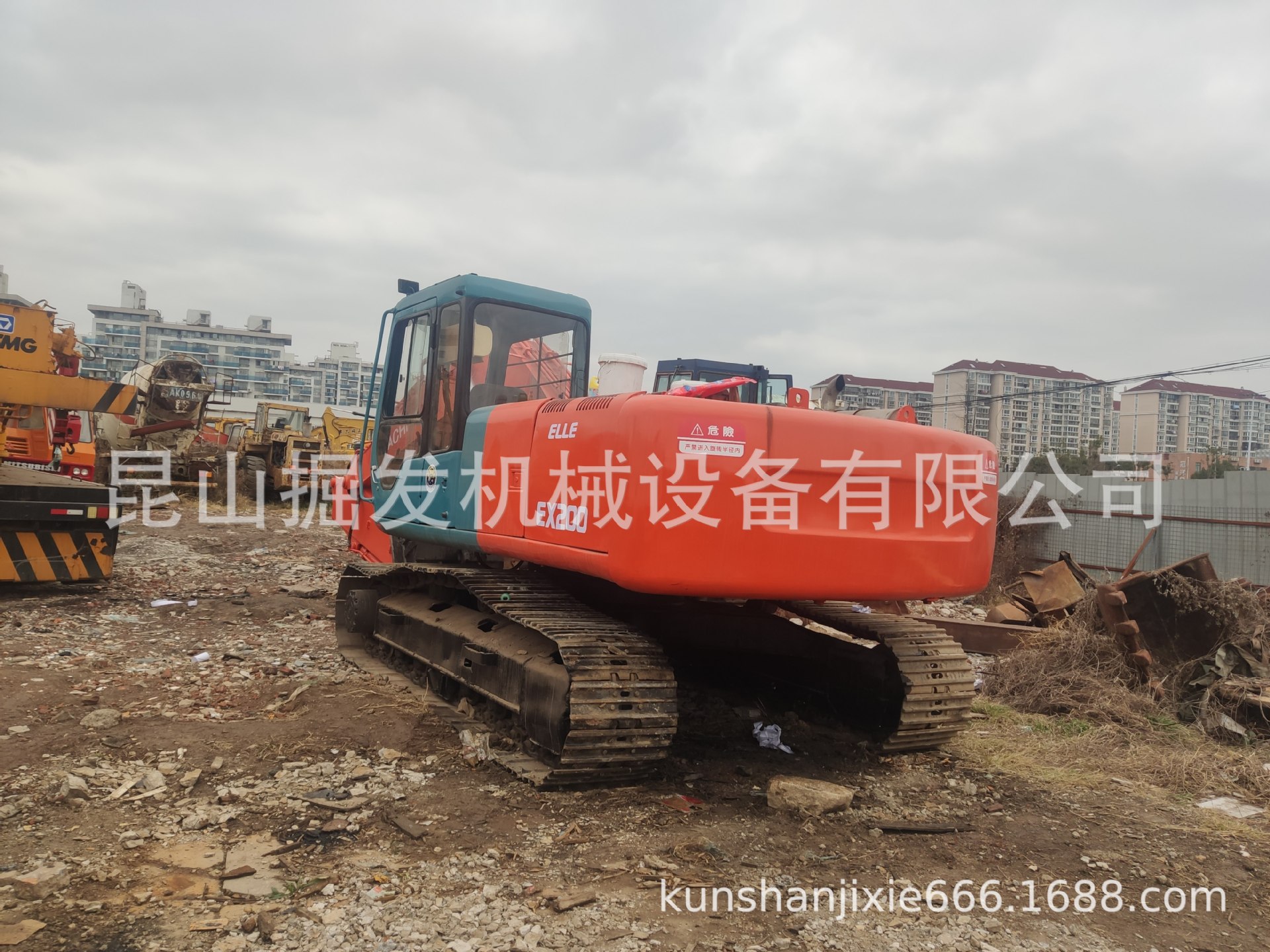 二手日立EX200-3挖掘机